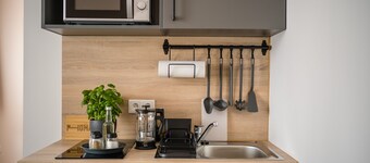 Point Hotel Apartments & Rooms