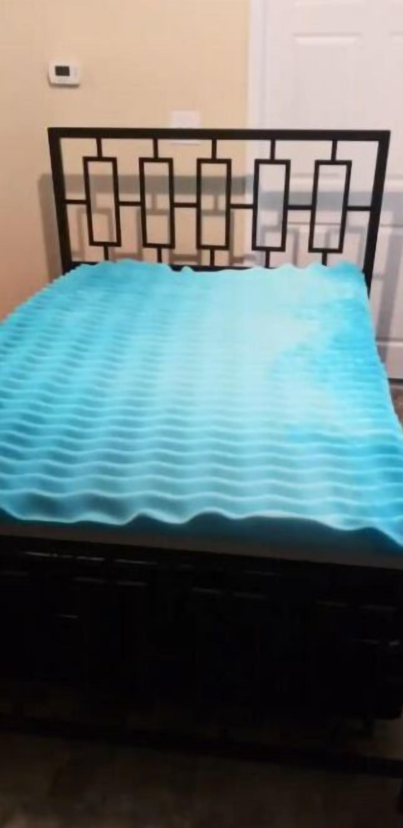 1 slaapkamer, een kluis op de kamer, een strijkplank/strijkijzer