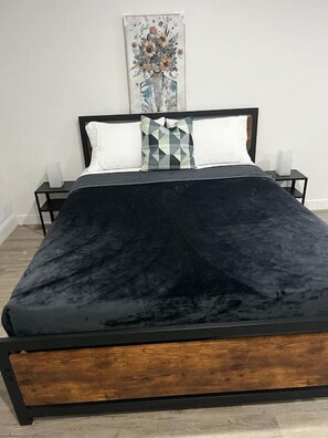 1 bedroom, iron/ironing board, free WiFi, bed sheets