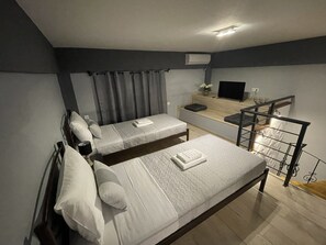 2 bedrooms, Internet, bed sheets - The F house (Αγριά)