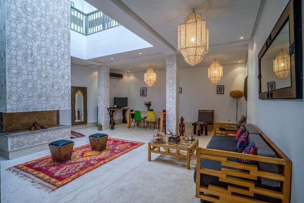Living area - Riad Bensaleh 56 (Marrakech)