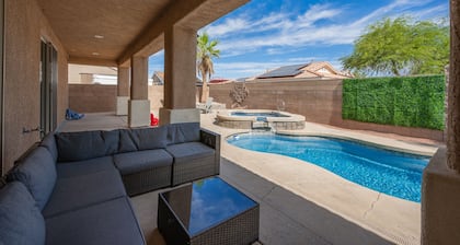 Mohave Desert Pool Home