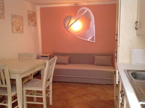 Videospill, musikkbibliotek og stereoanlegg