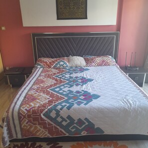 3 quartos, Wi-Fi, roupa de cama