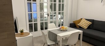 "Modern central apartment with terrace, near station and attractions"