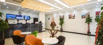 Greentree Inn Qinhuangdao Railway Station Square Express Hotel