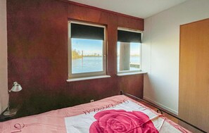 2 bedrooms, free WiFi