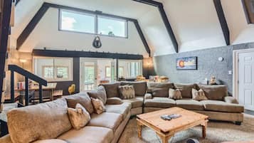 Smart TV, fireplace, table tennis, books