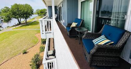 Harbourview Hideaway Marina-view; Fairfield Harbor