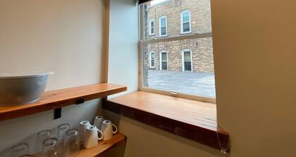 Spacious Studio Apartment centrally located in Duluth, MN. Experience ease and accessibility.