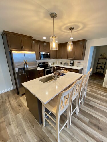 Luxury and Cozy Villa in the Vineyard (Pet Friendly!)