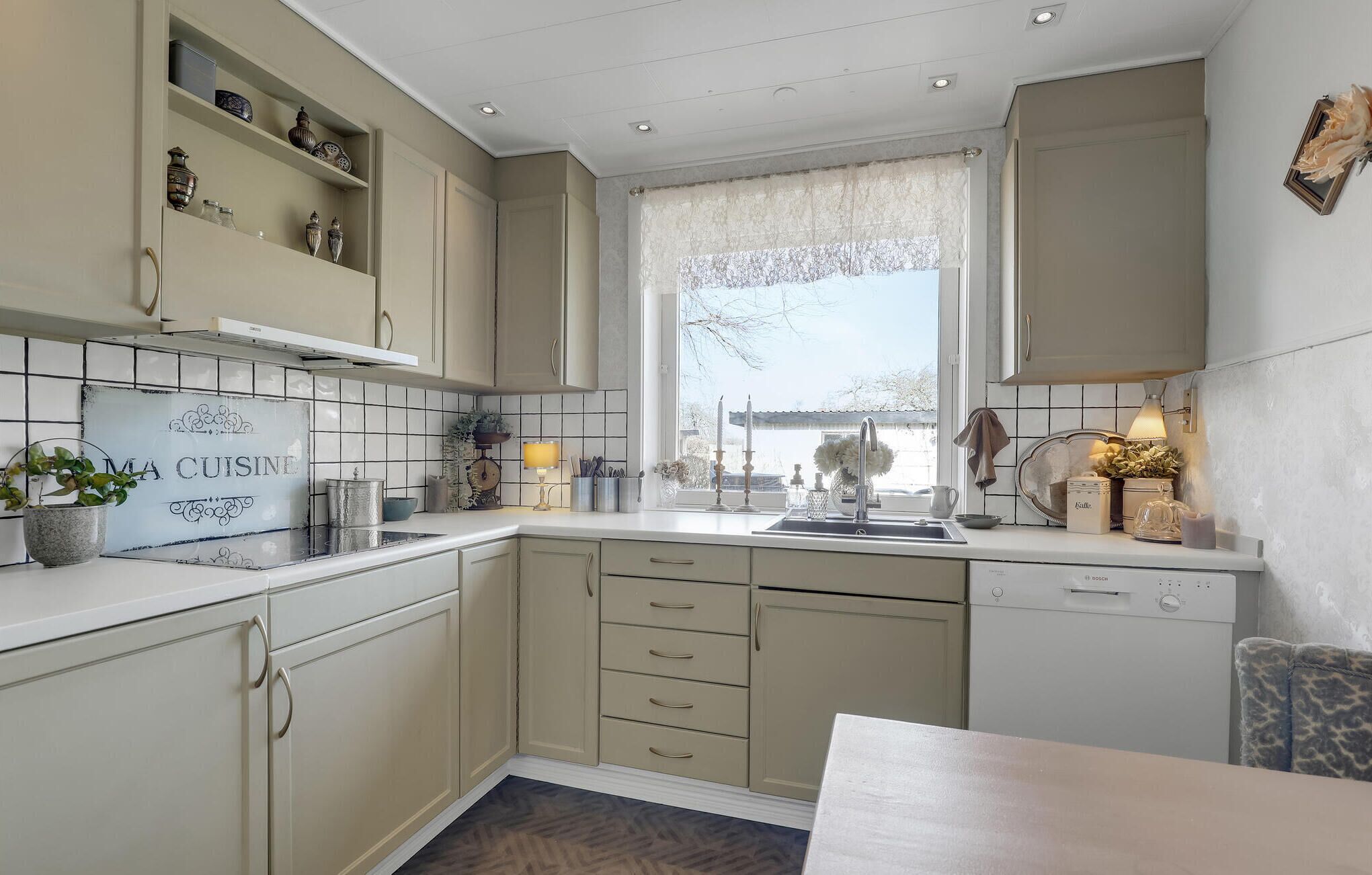 Stovetop, dishwasher