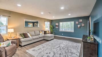 Smart TV, fireplace, books