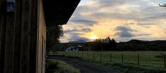 Lora Cabin in Connel