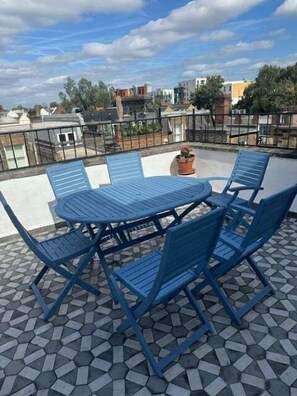 Outdoor dining - GuestReady - A charming home in Fulham Town (London)