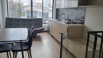 Basic Duplex, 1 Queen Bed with Sofa bed (#7 Comodo Duplex) | Living area | 43-inch Smart TV with cable channels, TV