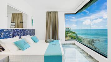 1 bedroom, travel cot, free WiFi, bed sheets