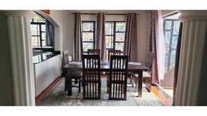 Dining - Charming Lake View House in Kikopey, Gilgil (Gilgil)