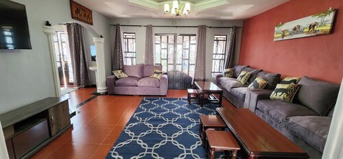 Charming Lake View House in Kikopey, Gilgil