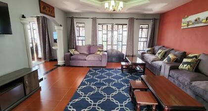 Charming Lake View House in Kikopey, Gilgil