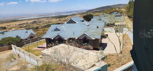 Charming Lake View House in Kikopey, Gilgil