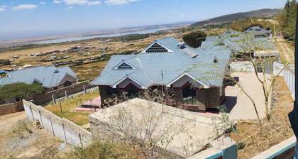 Charming Lake View House in Kikopey, Gilgil