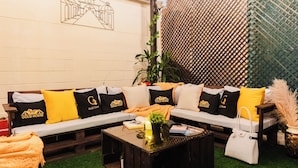 Living area - Gold House (Guatemala City)