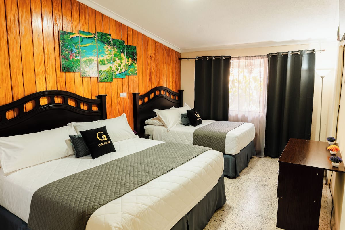 Comfort Double Room | WiFi (free), bed sheets