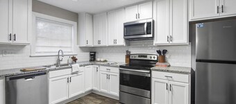 Forest Hills Cottage - 4.2 Miles from Masters
