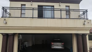 Front of property - Entire 4 bedrooms house with a pool  (Midrand)