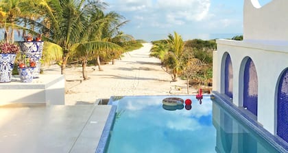 Beachfront Villa with Infinity Pool