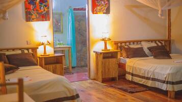 Luxury Cottage, 2 Queen Beds | Balcony view