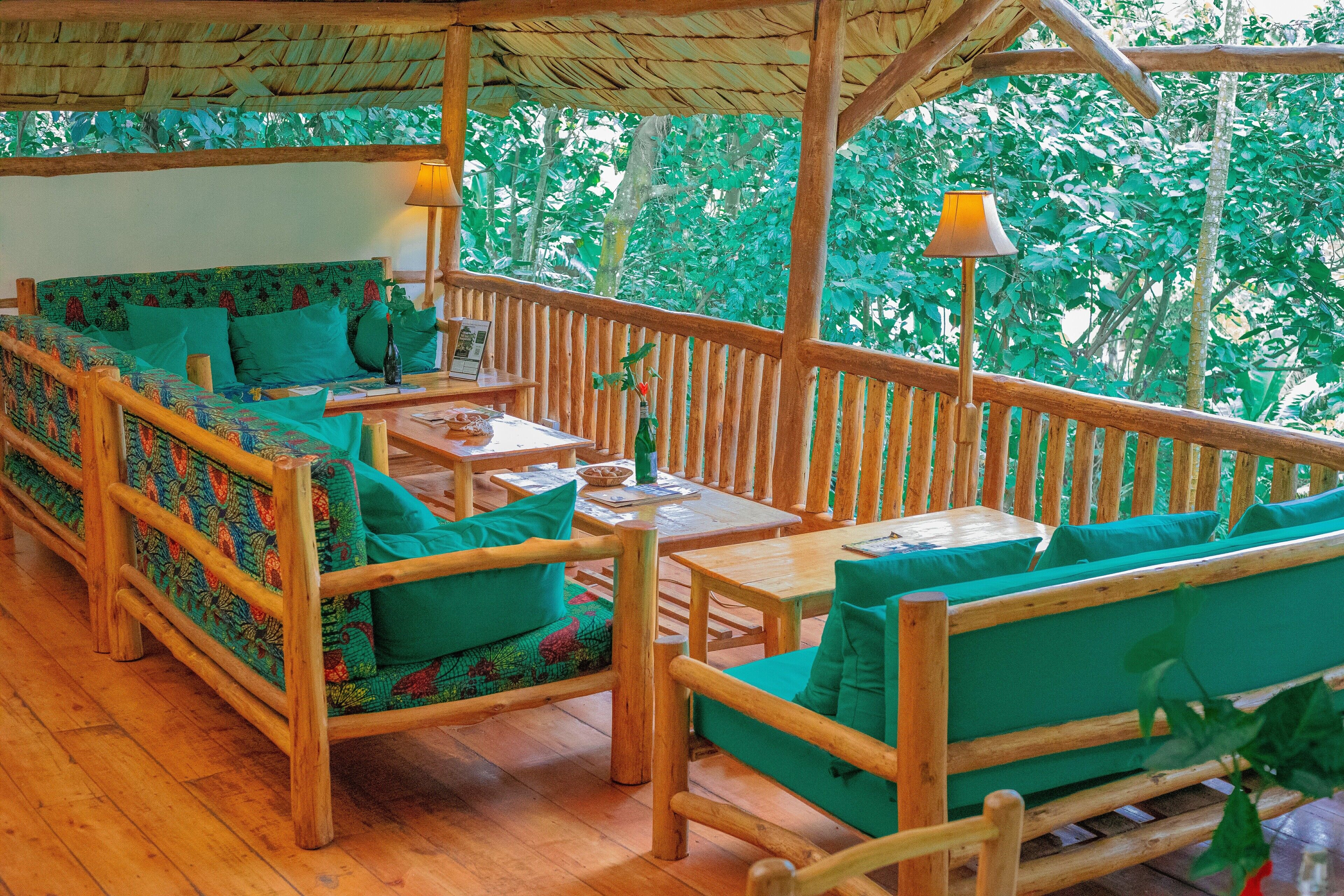 Free daily English breakfast 