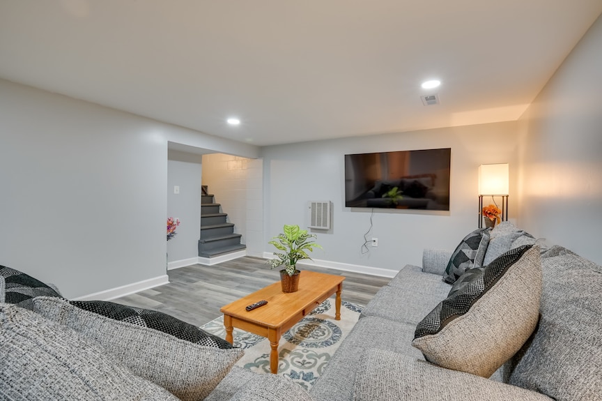 Deck & Grill: Convenient Home In Hummelstown - Hershey, PA