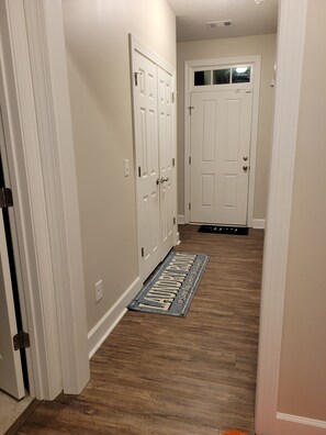 Interior - New Townhome Masters ready Downtown (Augusta)
