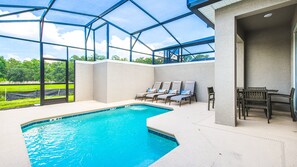 Pool - SW & Frozen Rooms, Pool, Spa, 3 King Beds (Kissimmee)