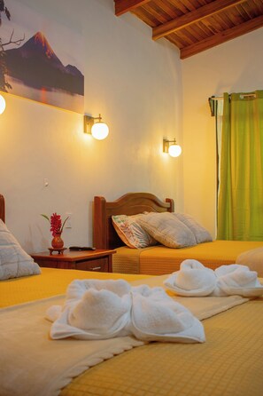 Kabin Panorama, 1 kamar tidur, pemandangan gunung (Colibri Room) | Seprai Frette Italia, seprai premium, dan selimut bulu angsa