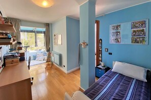 3 chambres, fer et planche à repasser, Wi-Fi, literie fournie