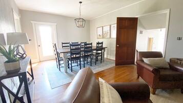 Smart TV, video-game console, offices, computer monitors