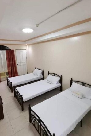 Room - OYO 799 Ddd Habitat Iloilo (Iloilo)