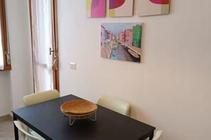 Dining - Bnbook Residenza Lo Scoiattolo (rho)