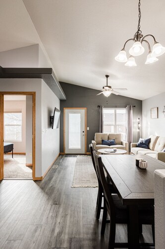 Centrally located in the beautiful Black Hills - 5 min from downtown Rapid City.