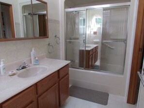 Towels, toilet paper