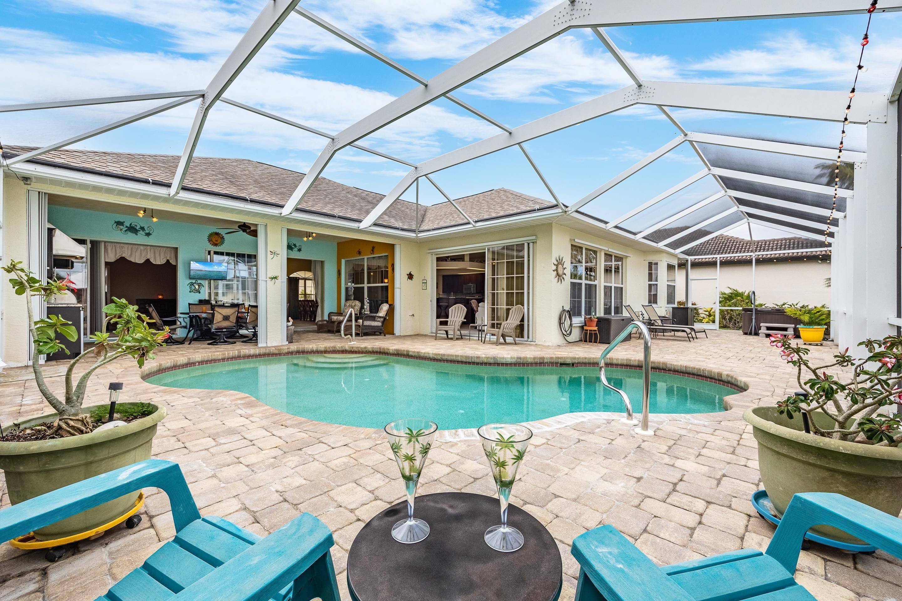 Solar Heated Pool, Hot Tub, Kayaks, Canal Views - Villa Tranquil Haven- Roelens Vacations