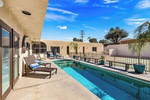 Billede uden beskrivelse, 3 af 50, knap