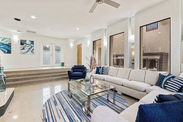 Billede uden beskrivelse, 1 af 50, knap