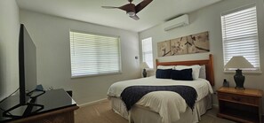 3 bedrooms, desk, iron/ironing board, travel cot