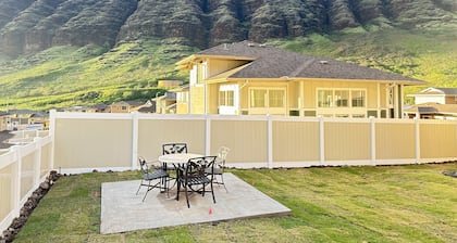 Paradise Ocean Mountain Views-comm. pool,spa&gym. Ping Pong, Air Hockey/foosball