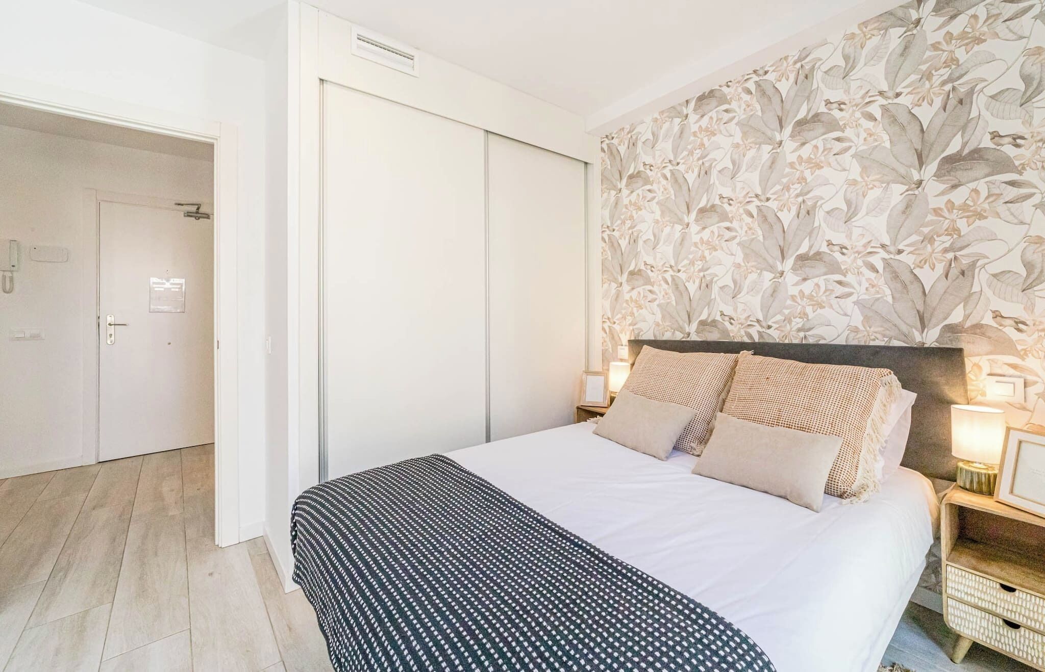 1 slaapkamer, een strijkplank/strijkijzer, gratis wifi