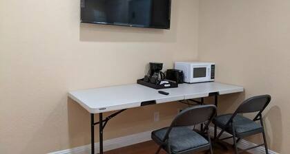 2 BEDS 1 BED IN A DUPLEX CLOSED TO AIRPORT 1.6M